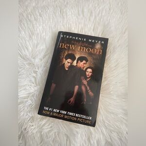 New Moon Twilight Saga Pocket Book